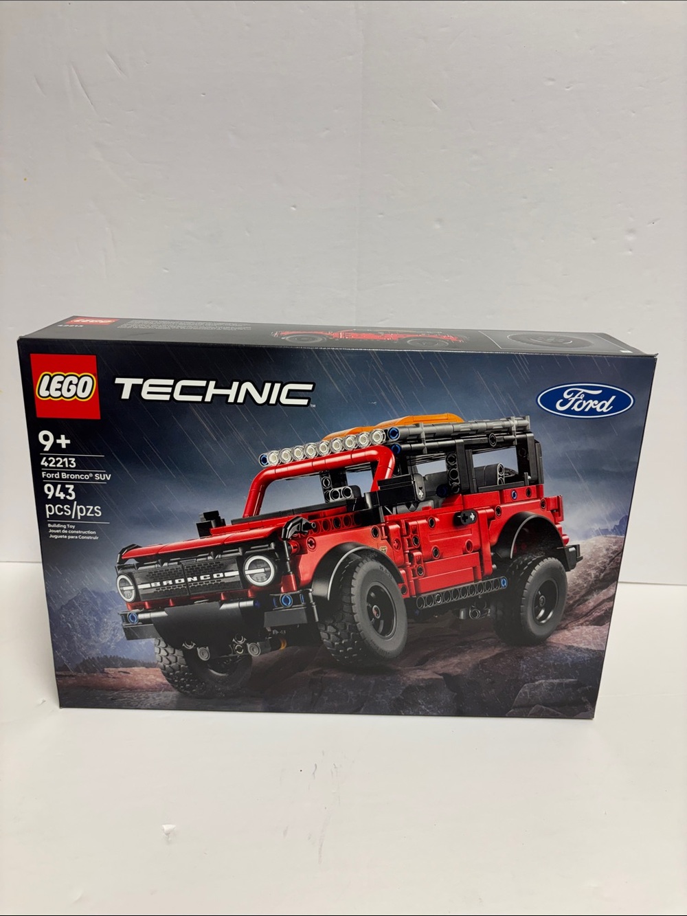LEGO Technic Ford Bronco SUV  (42213)